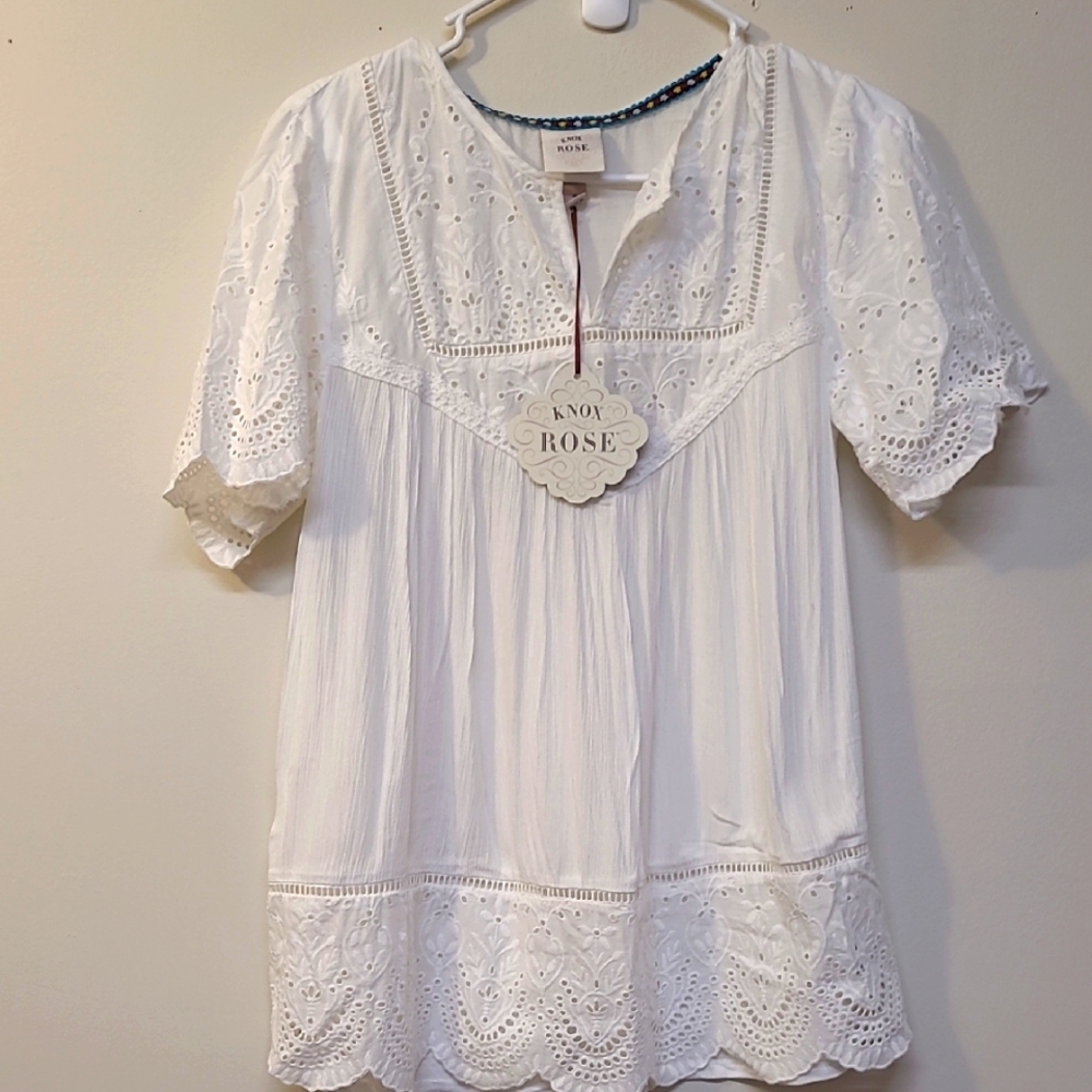 beautiful Knox Rose White Eyelet Top